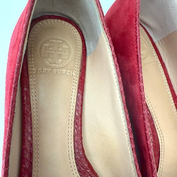 Tory Burch Pointed Toe Flats Raspberry Suede Gold Heel Logo Balletcore 6.5M - Picture 3 of 11